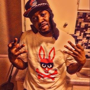 Meet your Posher, Louis